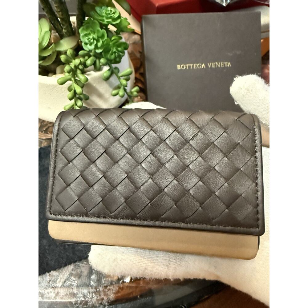 BOTTEGA VENETA Card Case Intrecciato Lambskin Leather With Box And Dust Bag - Picture 2 of 10